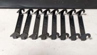 Title card hinge (set of 8)